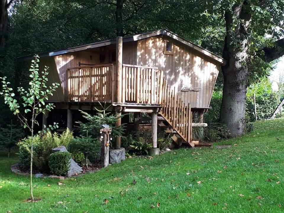La Cabane Perchee Du Trappeur Ecrainville ภายนอก รูปภาพ