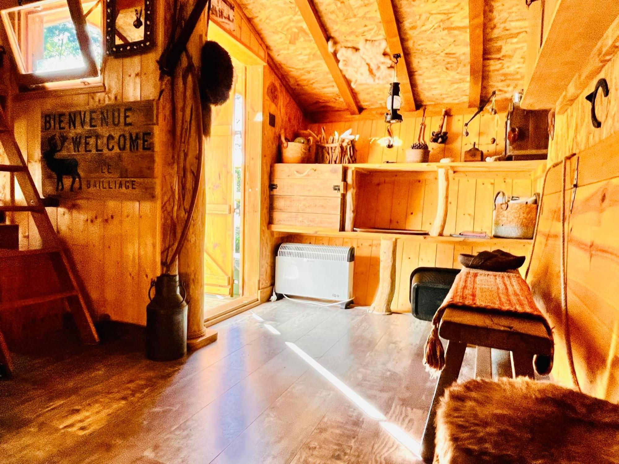 La Cabane Perchee Du Trappeur Ecrainville ภายนอก รูปภาพ